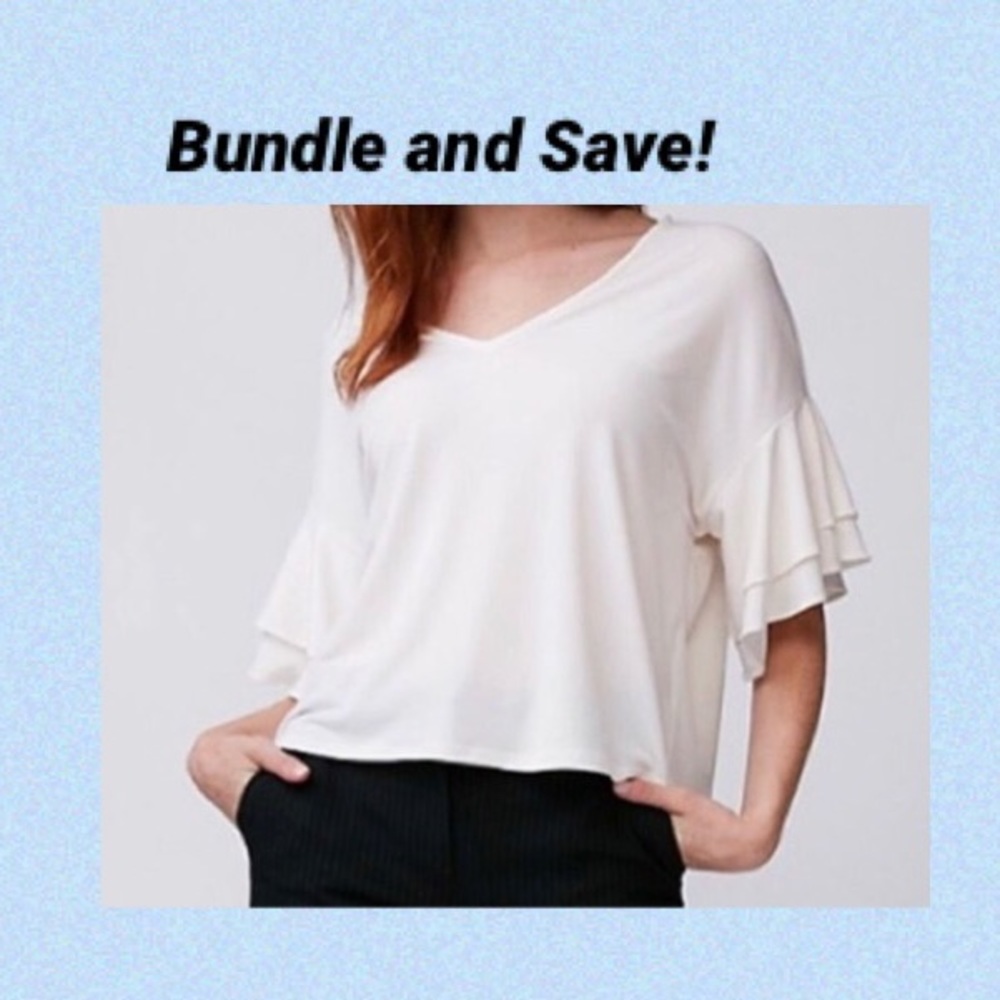 🔓🛑 3 FOR $20 Express Textured Ruffle Sleeve Top (Beige)